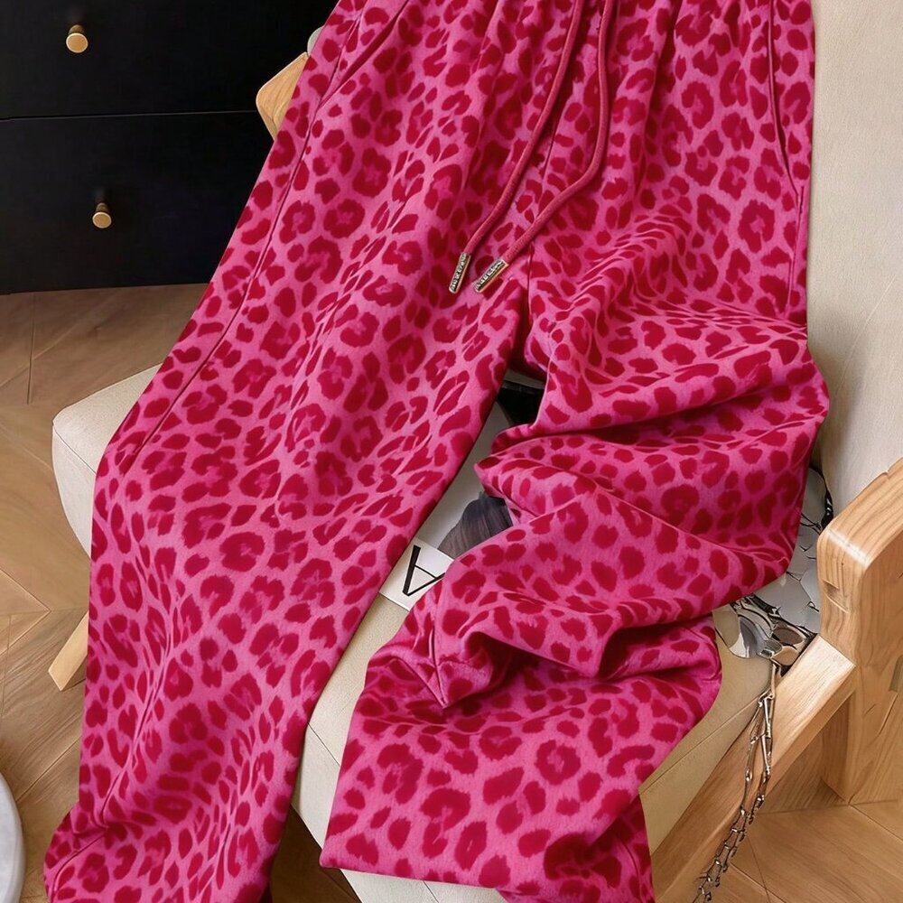 Hot Pink Chic Women's Leopard Print Sweatpants